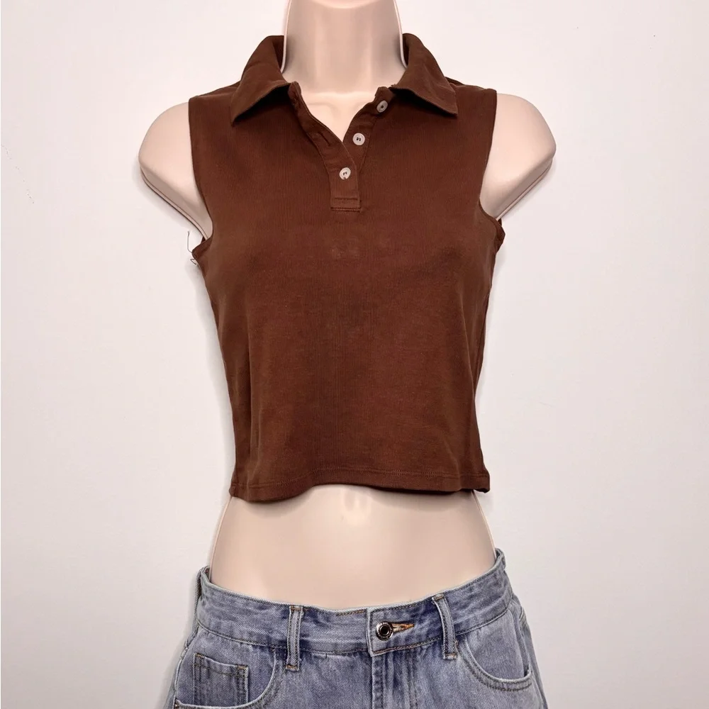 Brandy Melville Brown Sleeveless Polo Crop Top - Picture 4 of 7